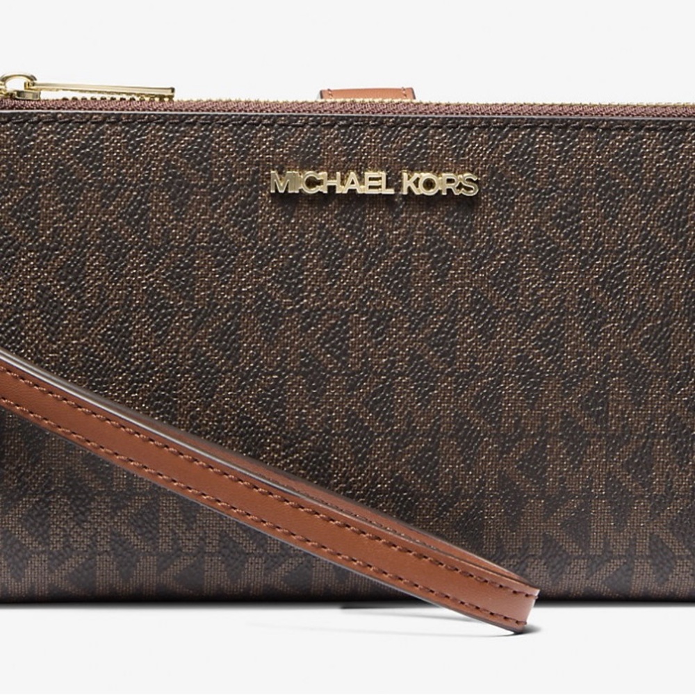 Jet Set Travel Signature Logo Smartphone Wallet